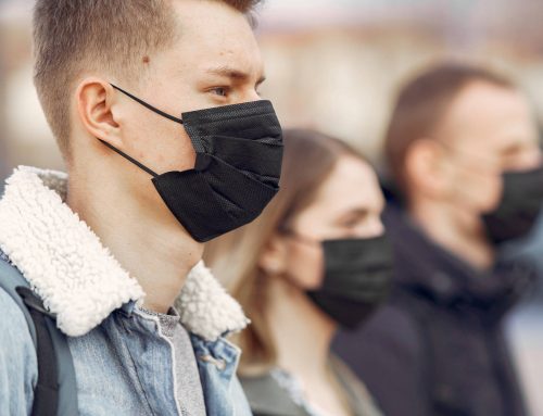 Todos os espanhóis usam máscaras, então por que a taxa de infecção do país é tão alta?